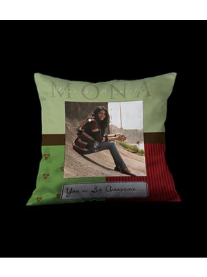 Photo and 2 Captions.